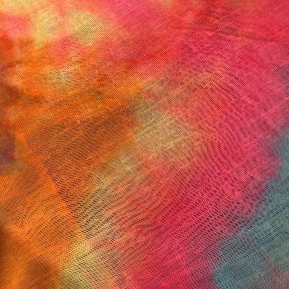 Tie Dye V Neck Top - Picture 3 of 5